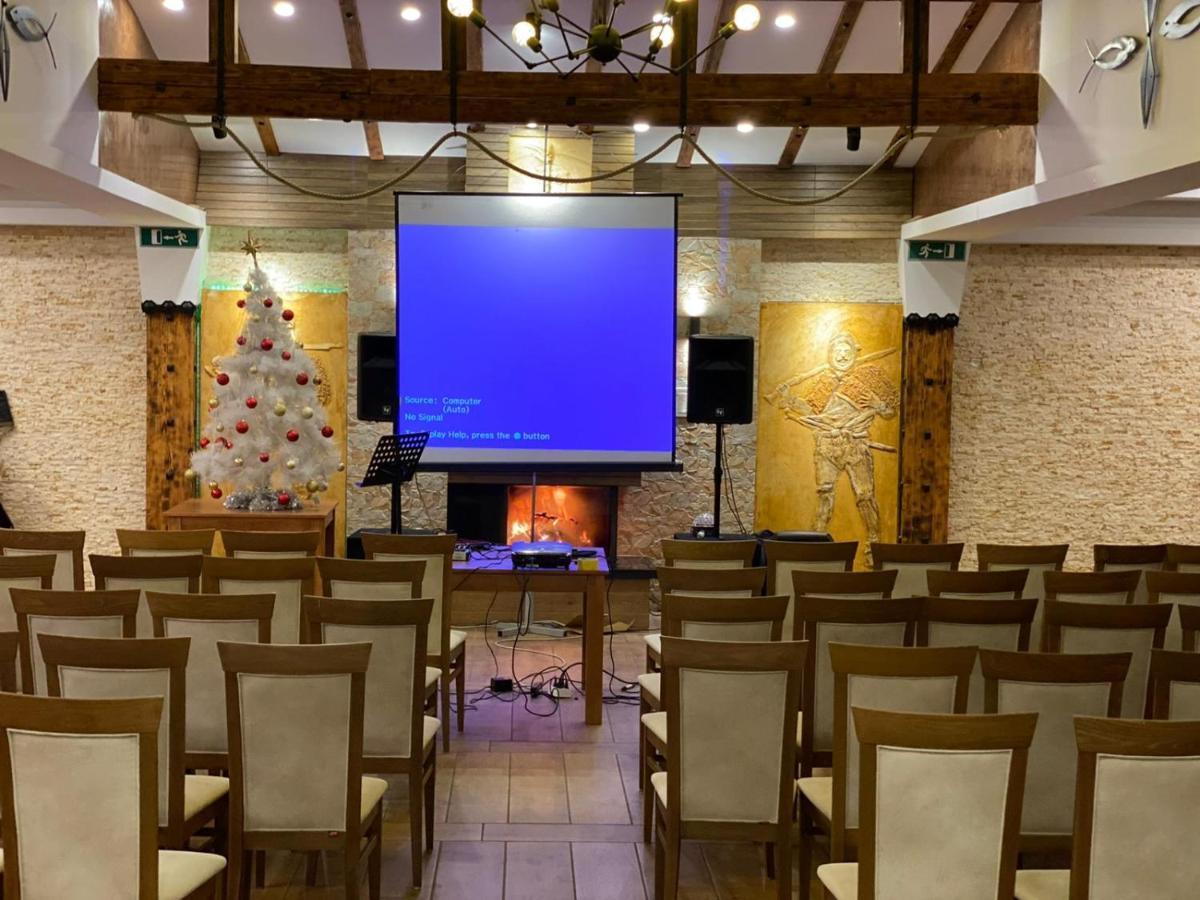 Hotel Panorama Rugove Печ Екстериор снимка